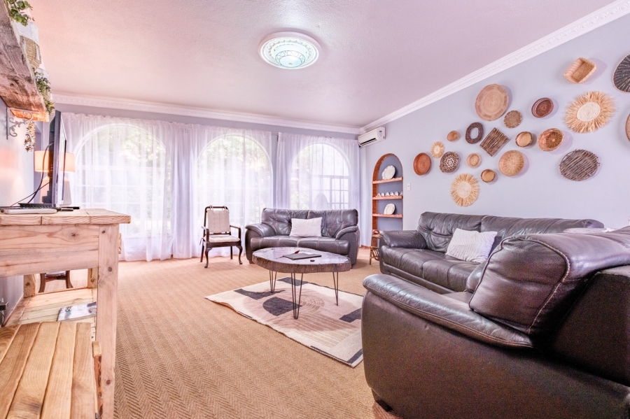8 Bedroom Property for Sale in Parys Free State
